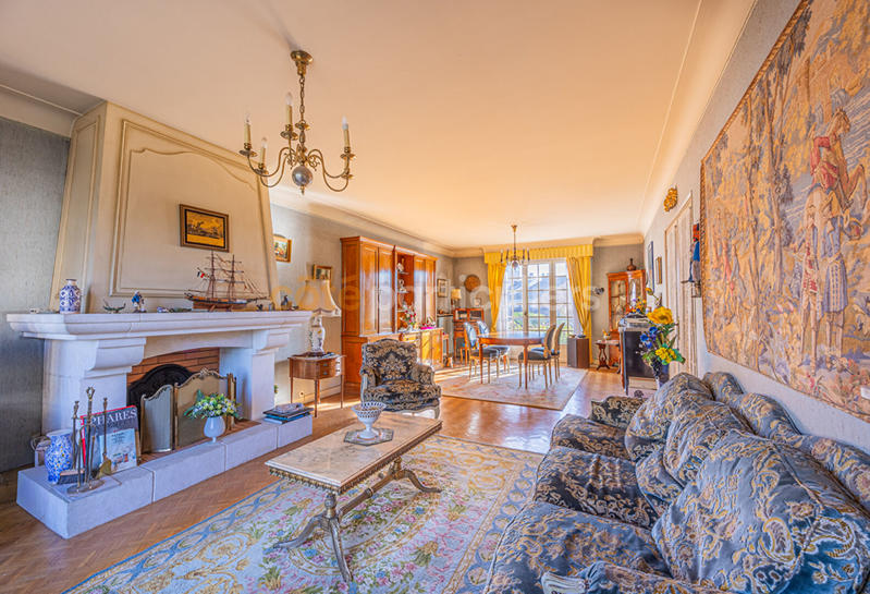 Maison - 170 m² - 7 pièces