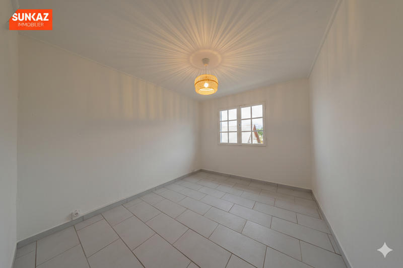 Appartement - 90 m² - 4 pièces