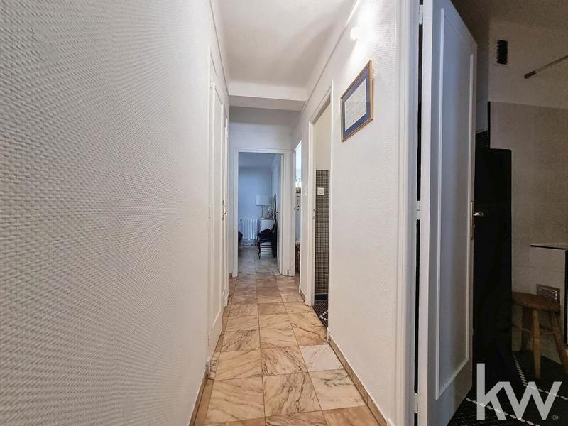 Appartement - 100 m² - 4 pièces