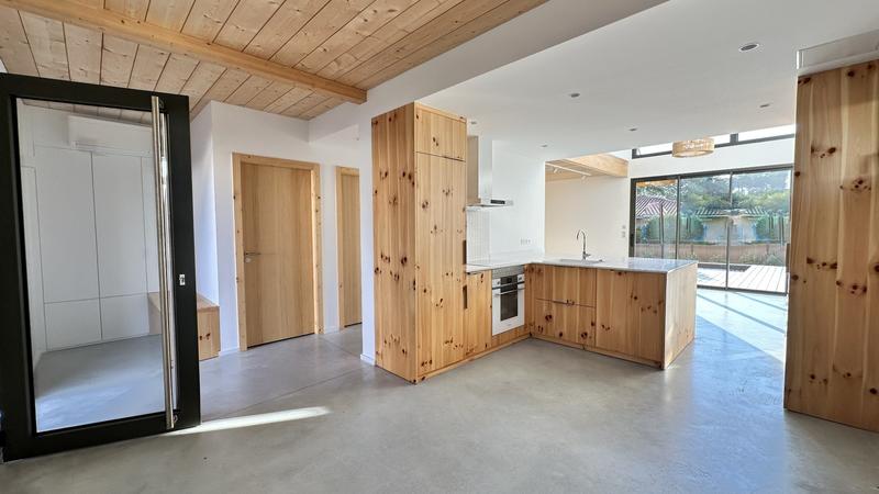 Maison de bois - 103 m² - 4 pièces