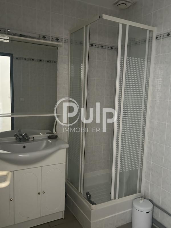 Studio - 27 m² - 1 pièce