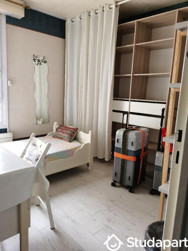 Chambre - 12 m² - 1 pièce