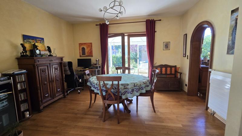 Maison - 97 m² - 6 pièces