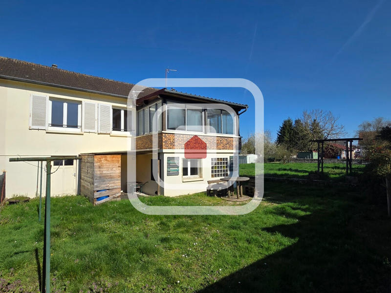 Maison - 91 m² - 5 pièces