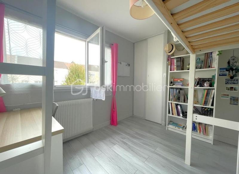 Maison - 98 m² - 6 pièces