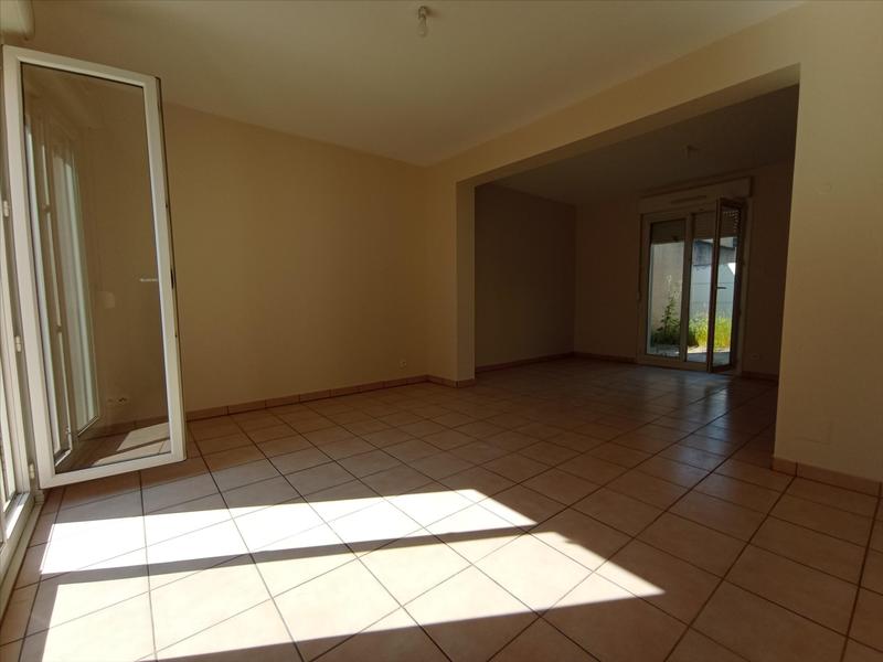 Maison - 91 m² - 5 pièces