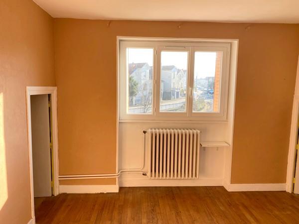 Appartement - 106 m² - 6 pièces