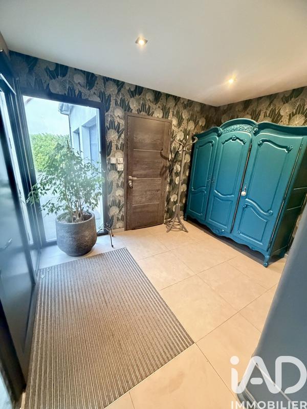 Maison - 232 m² - 7 pièces