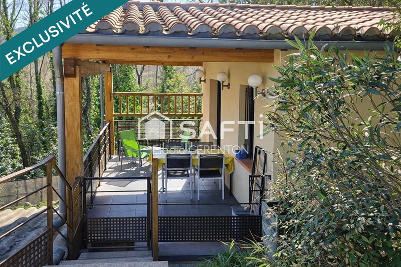 Maison - 300 m² - 10 pièces