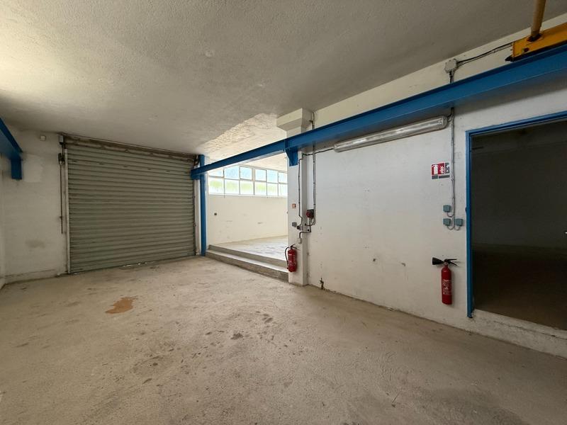 Bureau - 567 m² - 10 pièces