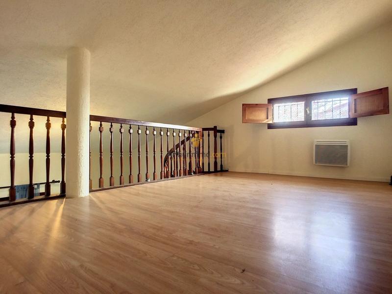 Maison - 151 m² - 7 pièces