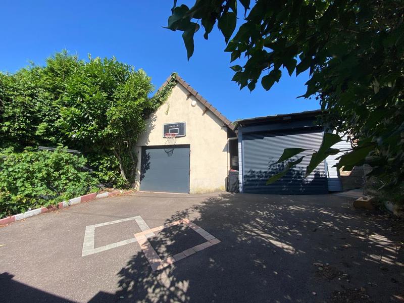 Maison - 81 m² - 4 pièces