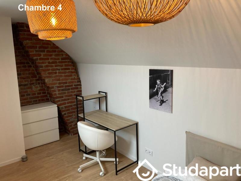 Chambre - 11 m² - 1 pièce