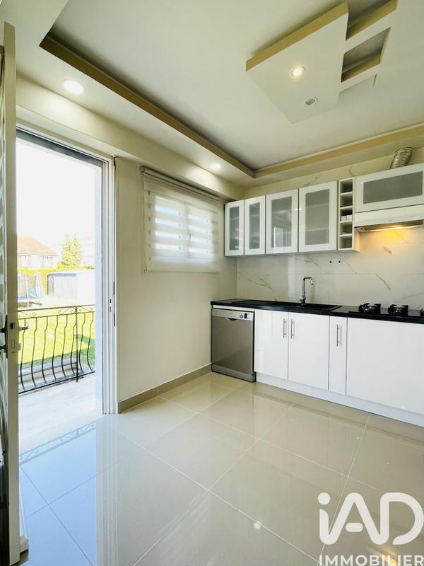 Maison - 161 m² - 10 pièces