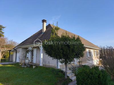 Maison - 115 m² - 6 pièces