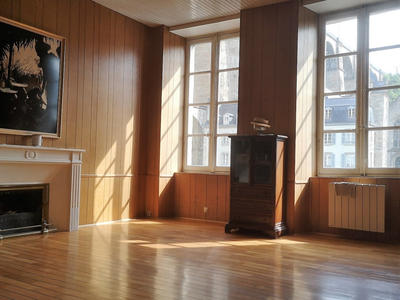 Appartement - 102 m² - 4 pièces