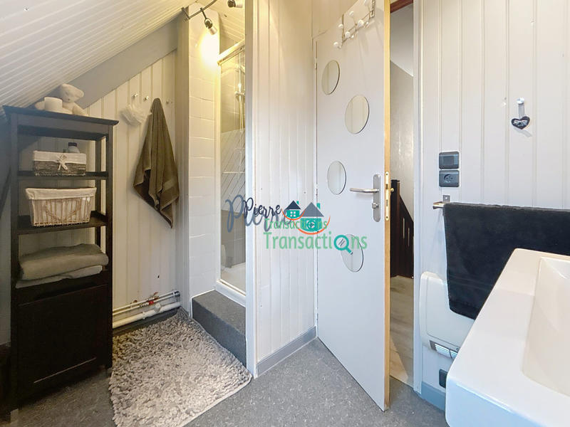 Maison - 104 m² - 5 pièces