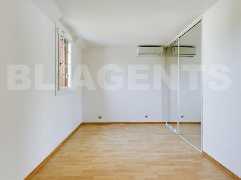 Maison - 160 m² - 5 pièces