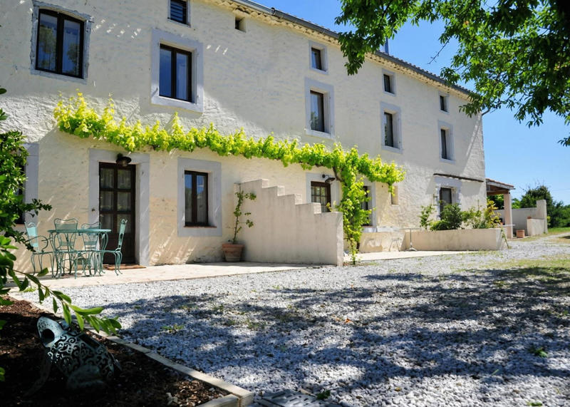 Maison ancienne - 575 m² - 20 pièces