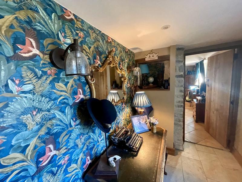 Maison - 511 m² - 35 pièces