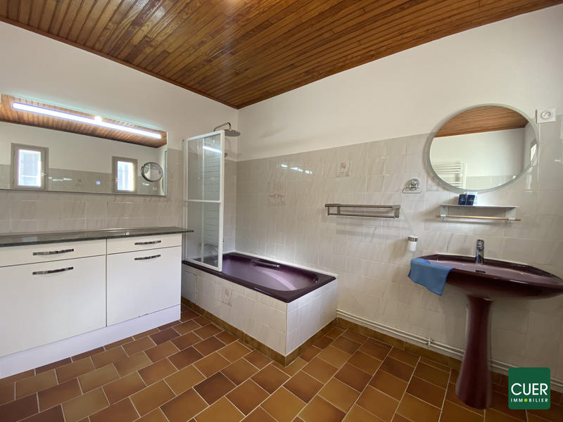 Maison - 169 m² - 5 pièces