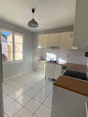 Maison - 72 m² - 4 pièces