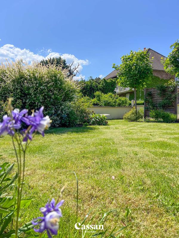 Maison contemporaine - 194 m² - 7 pièces