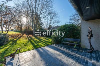 Maison d'architecte - 143 m² - 8 pièces