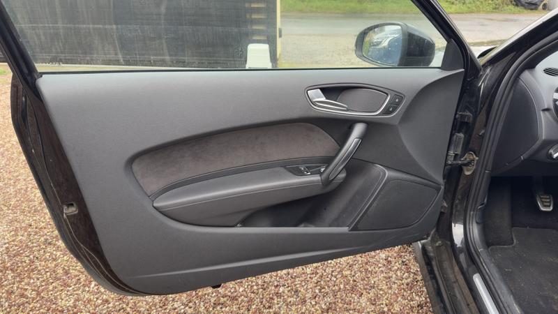 Audi A1 sportback 1.4 Tdi 90 s line