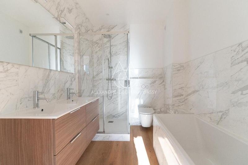 Appartement - 131 m² - 6 pièces