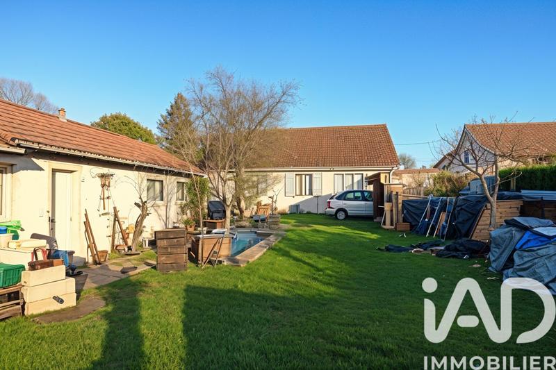 Maison - 93 m² - 5 pièces