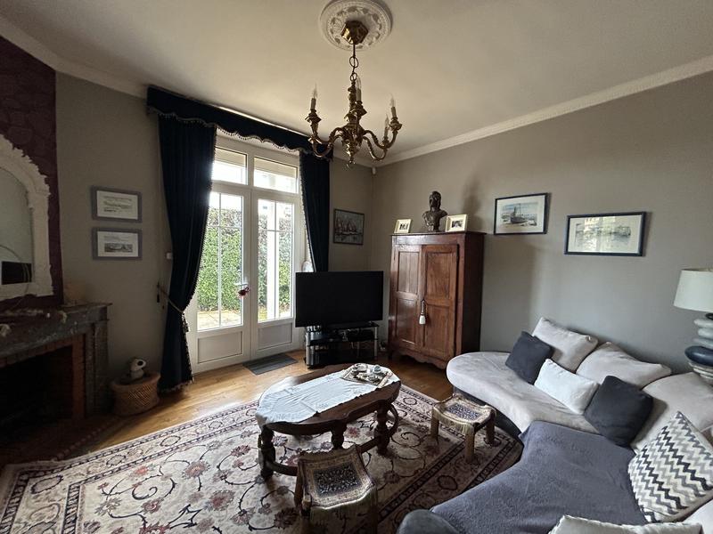 Maison - 165 m² - 7 pièces