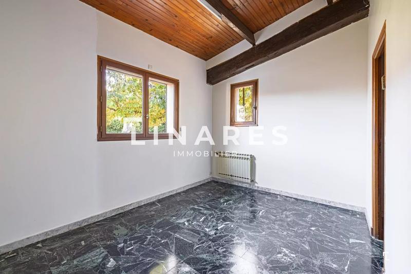 Villa - 260 m² - 7 pièces