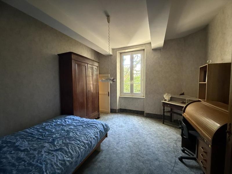 Maison - 295 m² - 9 pièces