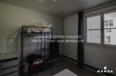 Chambre - 10 m² - 4 pièces