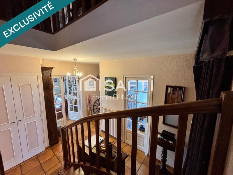 Maison - 160 m² - 6 pièces