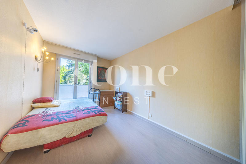 Appartement - 81 m² - 3 pièces