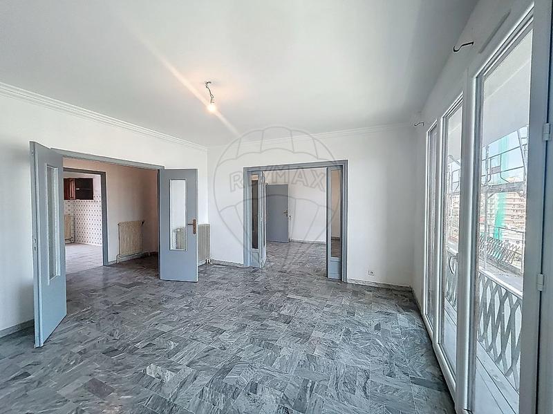 Appartement - 100 m² - 4 pièces