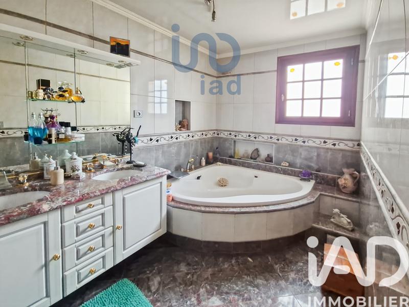 Maison - 157 m² - 7 pièces