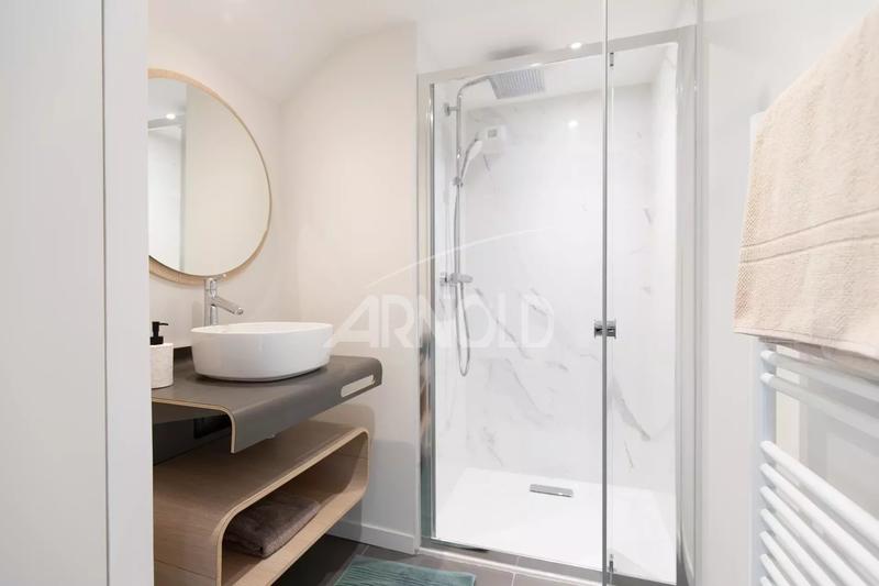 Appartement - 136 m² - 4 pièces