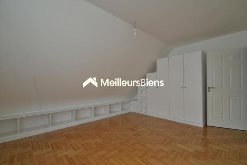 Maison - 175 m² - 6 pièces