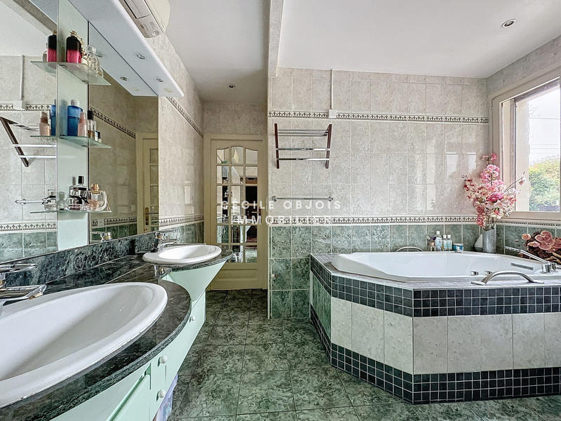 Maison ancienne - 138 m² - 5 pièces