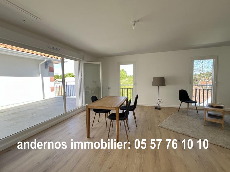 Appartement - 104 m² - 4 pièces