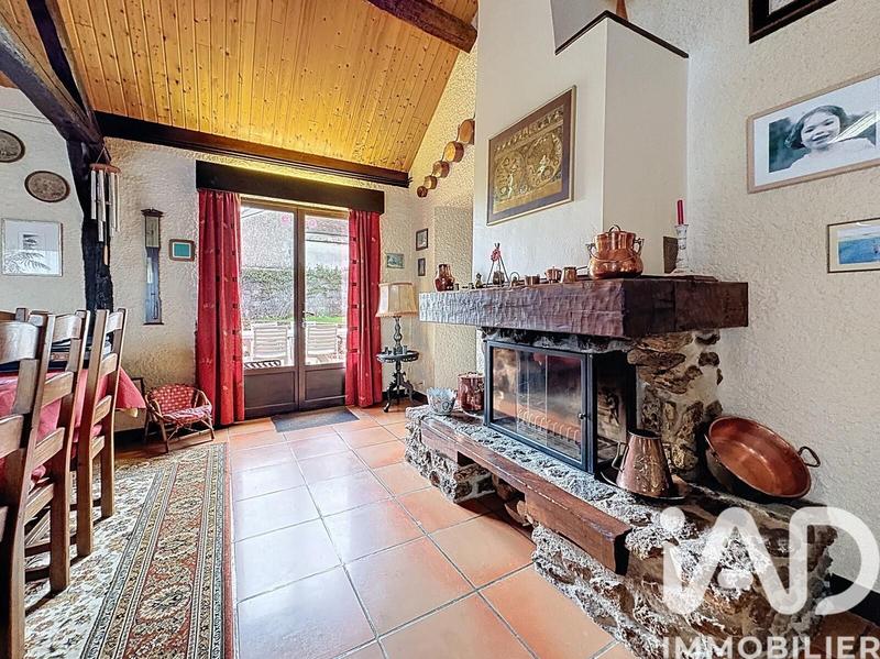 Maison - 182 m² - 6 pièces