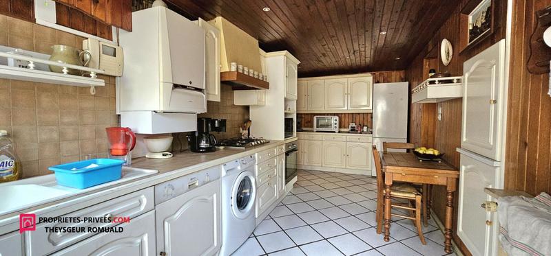 Maison - 98 m² - 3 pièces