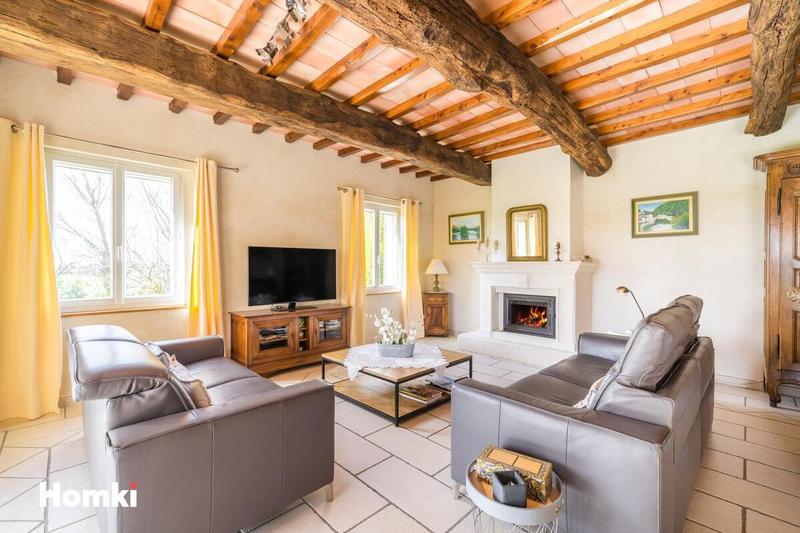 Maison - 142 m² - 7 pièces