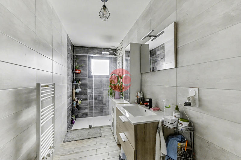 Maison - 83 m² - 4 pièces