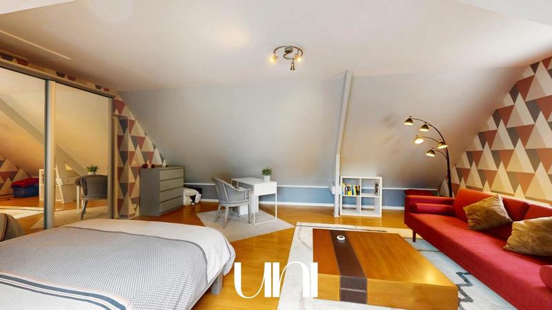 Maison - 190 m² - 5 pièces