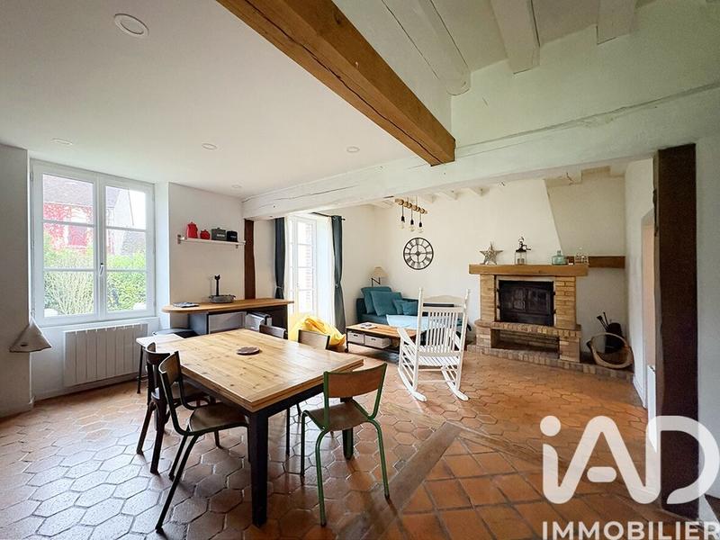 Maison - 96 m² - 4 pièces