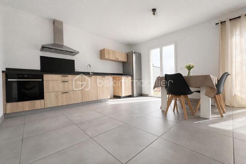 Maison - 104 m² - 5 pièces